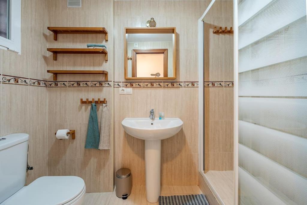 Bonito Apartamento En Monachil Pueblo Esterno foto
